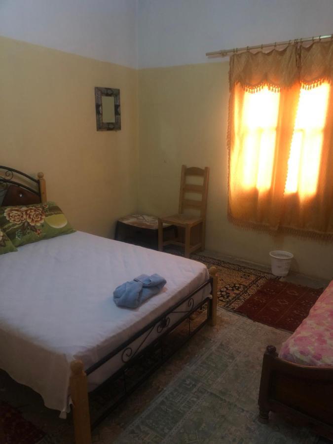 Dar Almanadir Todra Hostel Aït Baha Екстериор снимка